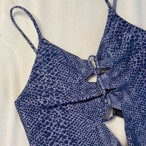 Acacia Kokomo Samba One Piece (read description)